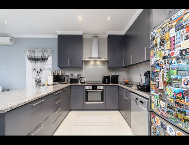 3 BEDROOM FREESTANDING FOR SALE IN PARKLANDS